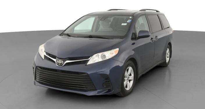 Thumbnail: 2018 Toyota Sienna - 1