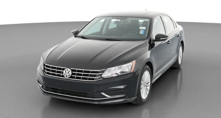 Thumbnail: 2017 Volkswagen Passat - 1