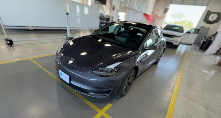 Thumbnail: 2022 Tesla Model 3 - 1