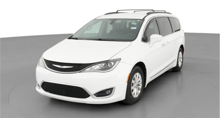 Thumbnail: 2017 Chrysler Pacifica - 1