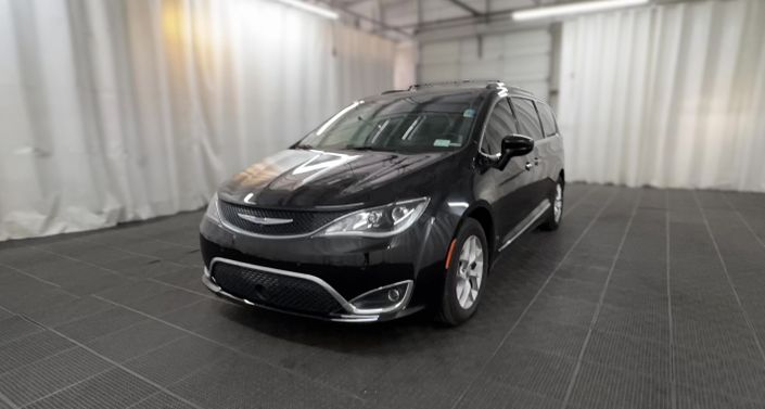 Thumbnail: 2018 Chrysler Pacifica - 1