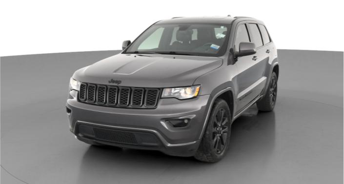 Thumbnail: 2017 Jeep Grand Cherokee - 1