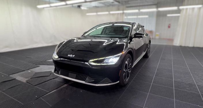 Thumbnail: 2022 Kia EV6 - 1