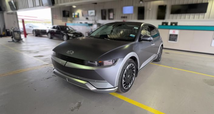 Thumbnail: 2022 Hyundai Ioniq 5 - 1