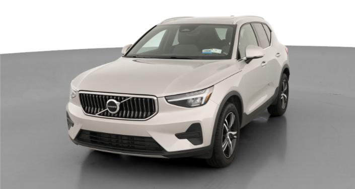 Thumbnail: 2025 Volvo XC40 - 1