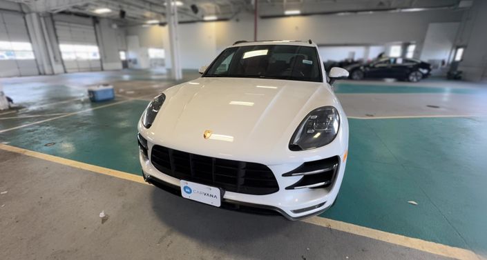 Thumbnail: 2017 Porsche Macan - 1