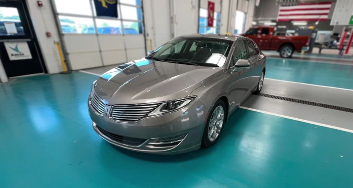 Thumbnail: 2016 Lincoln MKZ - 1