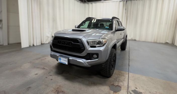 Thumbnail: 2017 Toyota Tacoma - 1