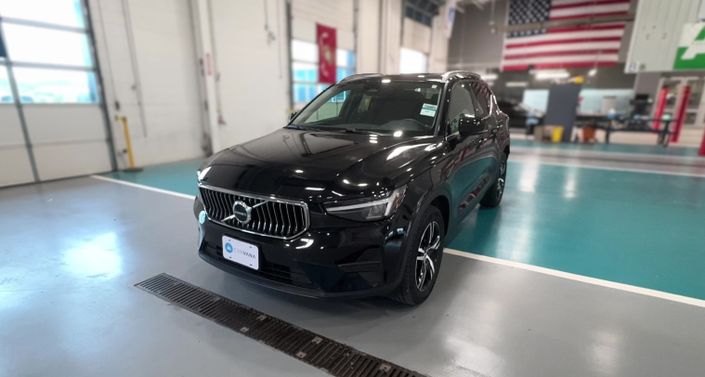 Thumbnail: 2024 Volvo XC40 - 1