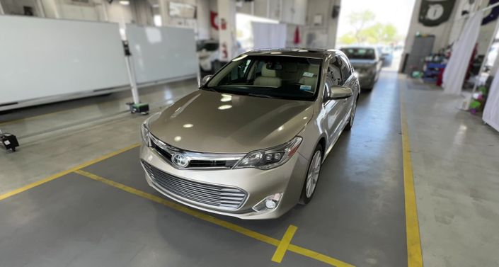 Thumbnail: 2015 Toyota Avalon - 1