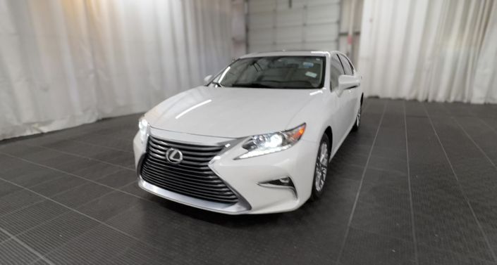 Thumbnail: 2016 Lexus ES - 1