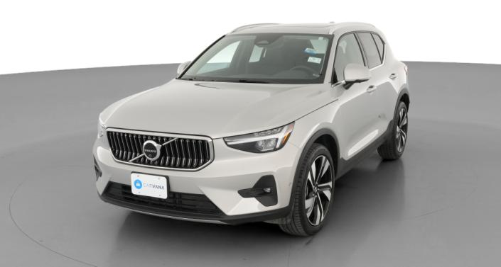 Thumbnail: 2025 Volvo XC40 - 1