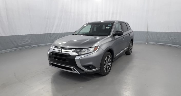 Thumbnail: 2019 Mitsubishi Outlander - 1