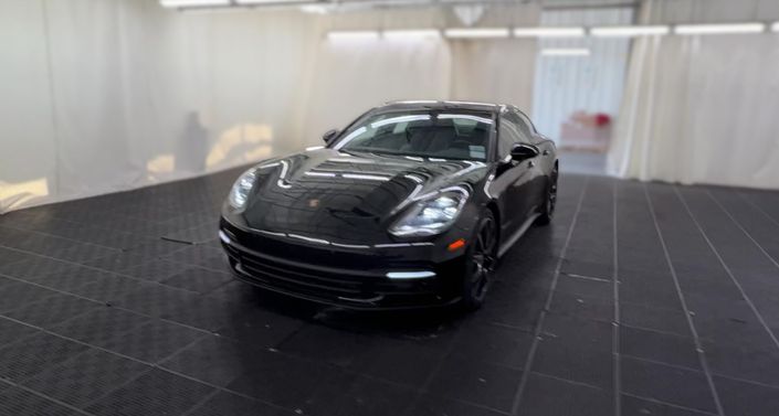 Thumbnail: 2018 Porsche Panamera - 1
