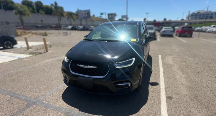Thumbnail: 2024 Chrysler Pacifica - 1