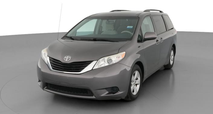 Thumbnail: 2014 Toyota Sienna - 1
