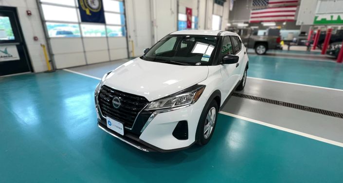 Thumbnail: 2024 Nissan Kicks - 1