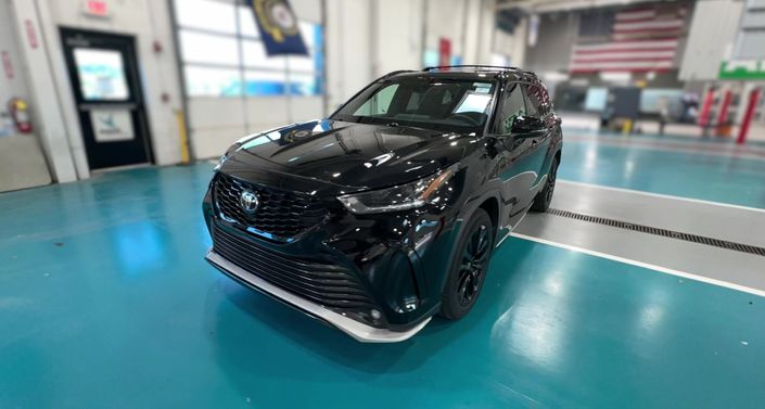 Thumbnail: 2023 Toyota Highlander - 1