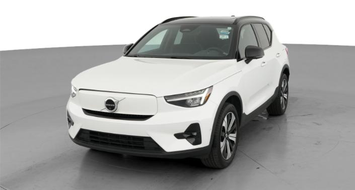 Thumbnail: 2023 Volvo XC40 - 1