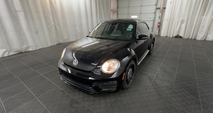 Thumbnail: 2017 Volkswagen Beetle - 1