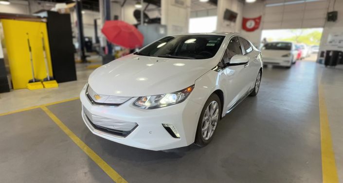 Thumbnail: 2017 Chevrolet Volt - 1
