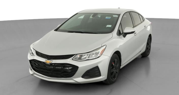 Thumbnail: 2019 Chevrolet Cruze - 1