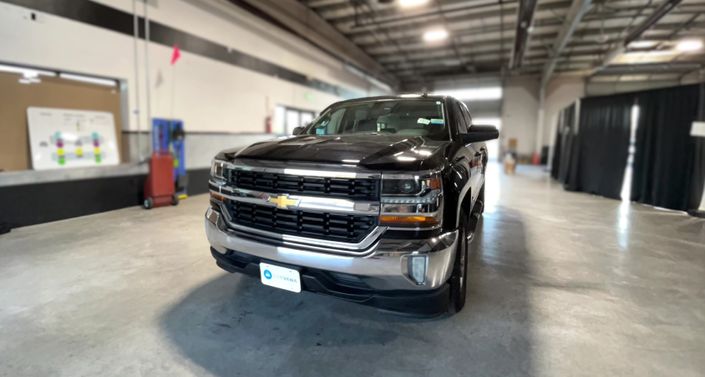 Thumbnail: 2017 Chevrolet Silverado 1500 - 1