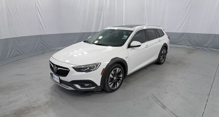 Thumbnail: 2018 Buick Regal - 1