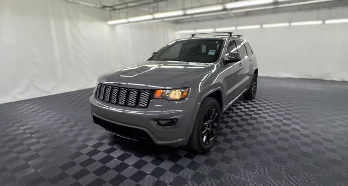 Thumbnail: 2020 Jeep Grand Cherokee - 1