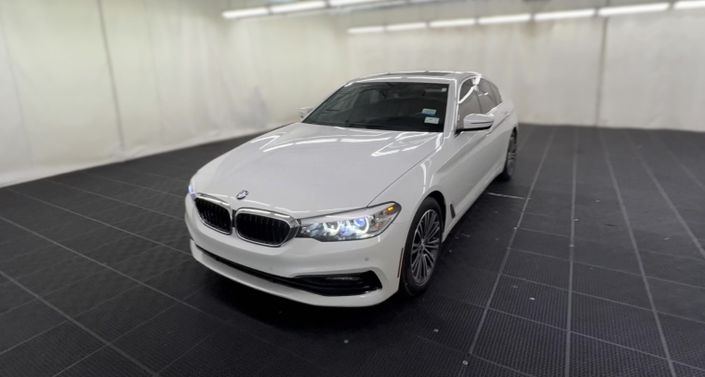 Thumbnail: 2017 BMW 5 Series - 1