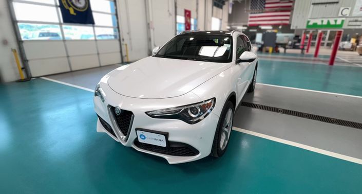 Thumbnail: 2019 Alfa Romeo Stelvio - 1