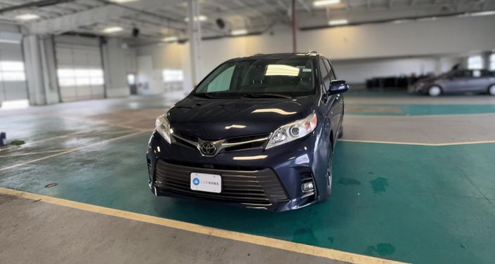 Thumbnail: 2019 Toyota Sienna - 1