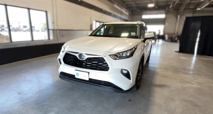 Thumbnail: 2020 Toyota Highlander - 1