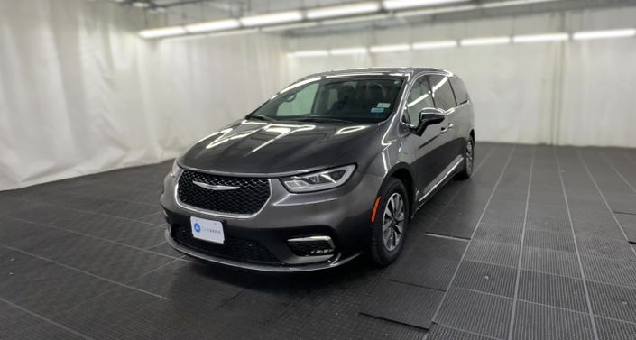 Thumbnail: 2022 Chrysler Pacifica - 1