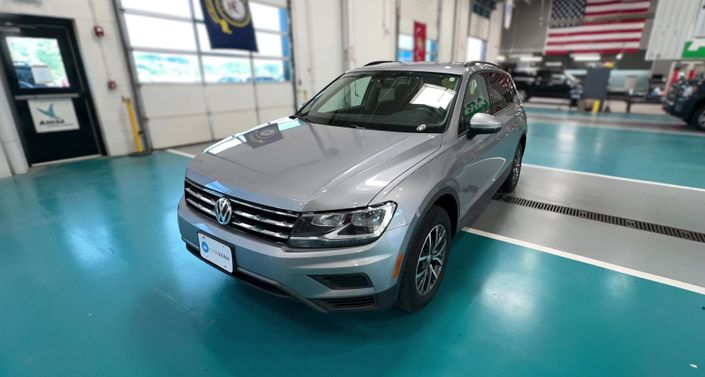 Thumbnail: 2021 Volkswagen Tiguan - 1