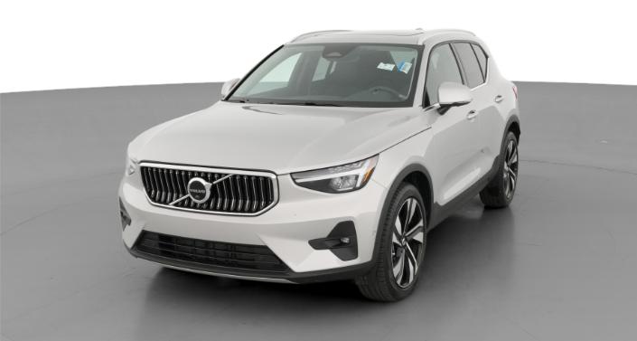 Thumbnail: 2023 Volvo XC40 - 1