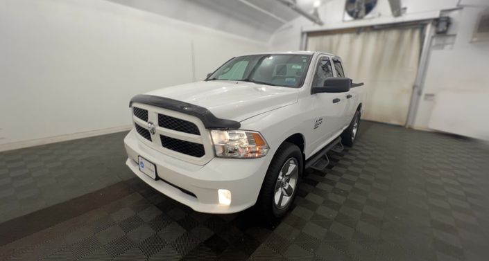 Thumbnail: 2019 RAM 1500 Classic - 1