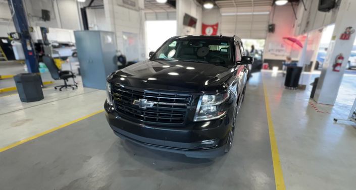 Thumbnail: 2019 Chevrolet Tahoe - 1