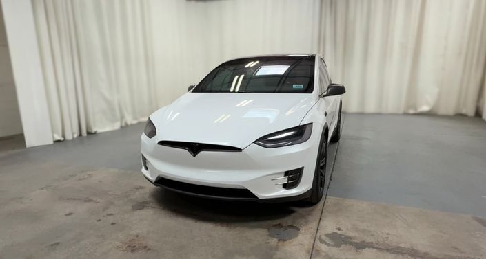 Thumbnail: 2021 Tesla Model X - 1
