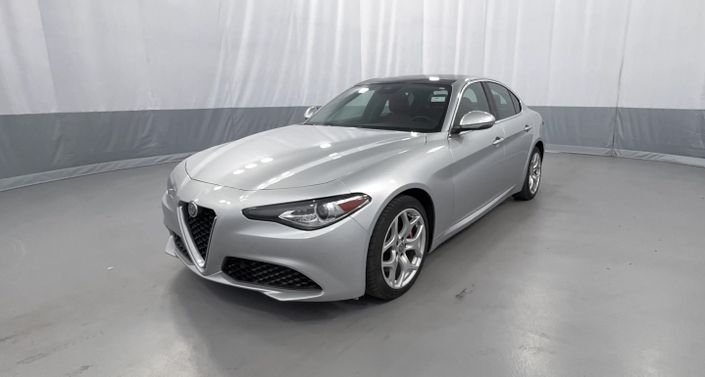 Thumbnail: 2021 Alfa Romeo Giulia - 1
