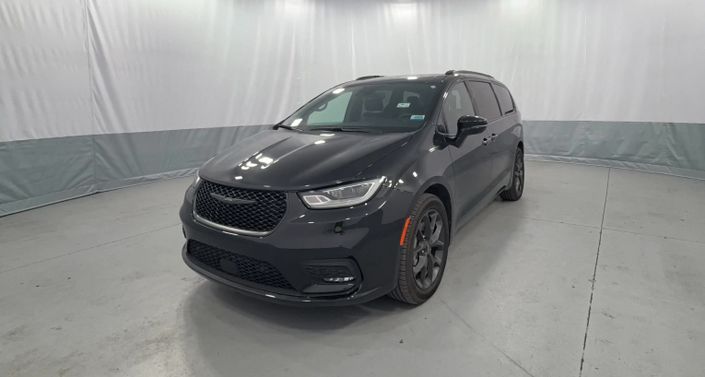 Thumbnail: 2022 Chrysler Pacifica - 1
