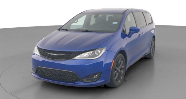 Thumbnail: 2018 Chrysler Pacifica - 1