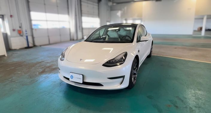 Thumbnail: 2021 Tesla Model 3 - 1