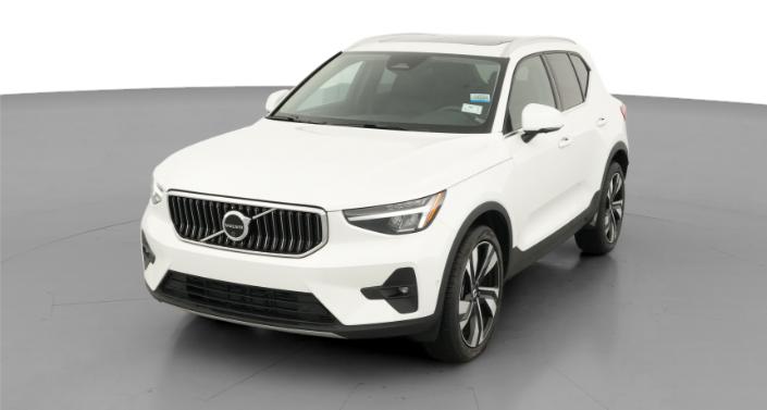 Thumbnail: 2025 Volvo XC40 - 1