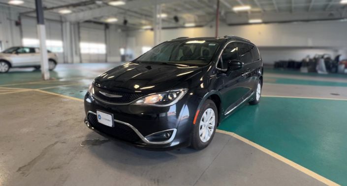 Thumbnail: 2018 Chrysler Pacifica - 1