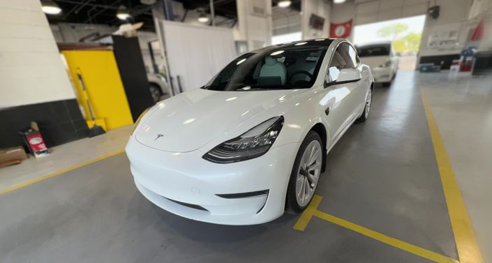 Thumbnail: 2022 Tesla Model 3 - 1