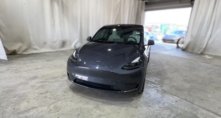 Thumbnail: 2023 Tesla Model Y - 1