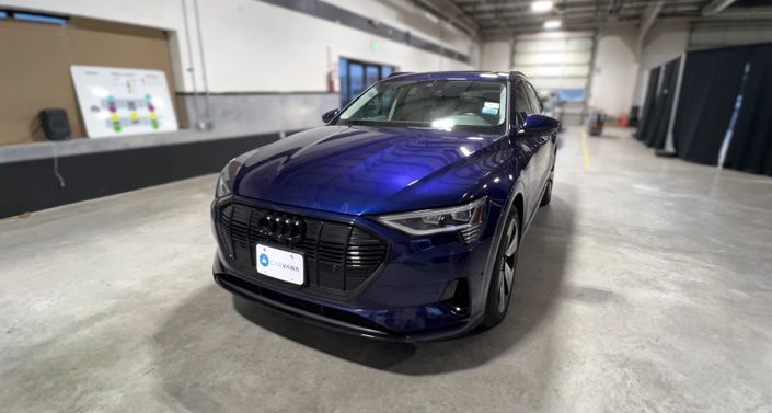 Thumbnail: 2022 Audi e-tron - 1