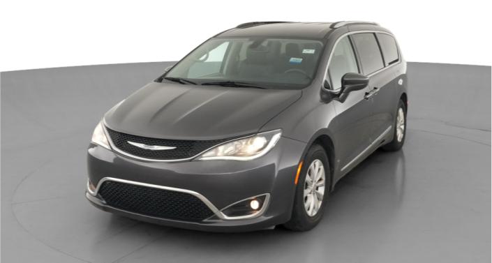 Thumbnail: 2019 Chrysler Pacifica - 1