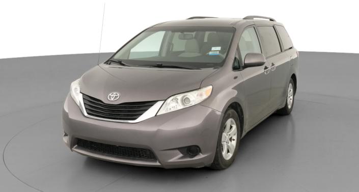 2011 Toyota Sienna LE -
                  Hebron, OH